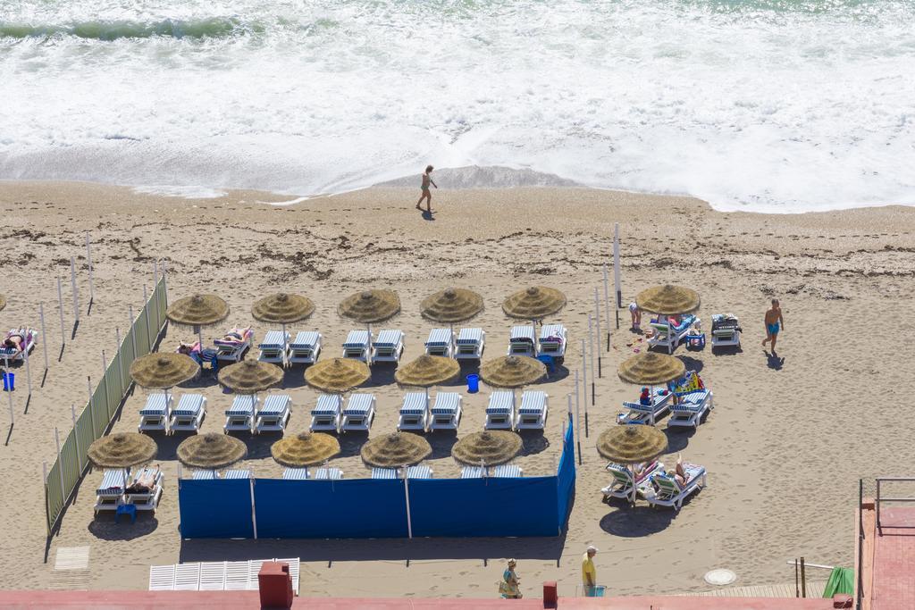 Apartament Renthas Benalmadena Playa Zewnętrze zdjęcie